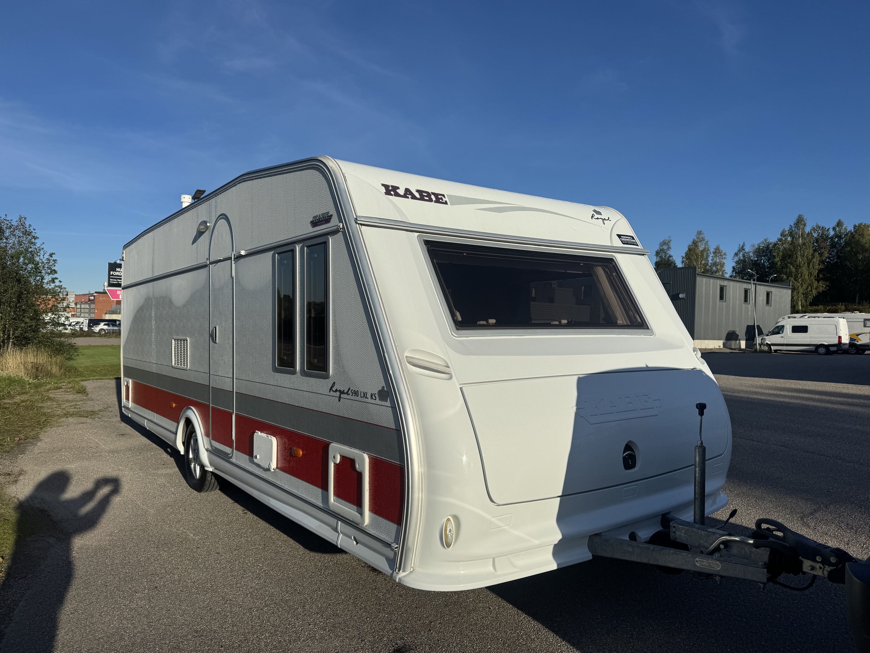 Kabe Royal 590 LXL KS