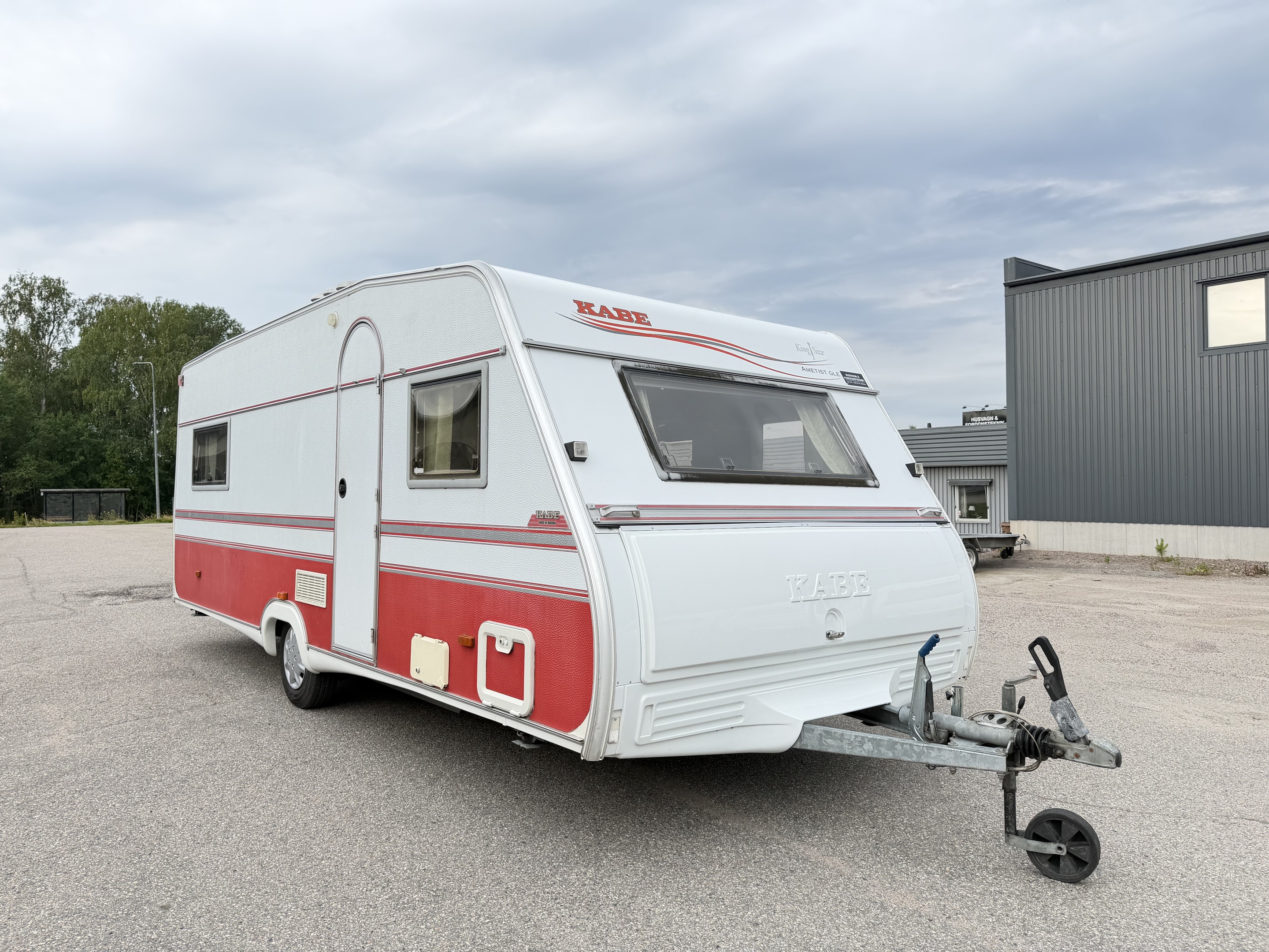 Kabe Royal 560 XL KS